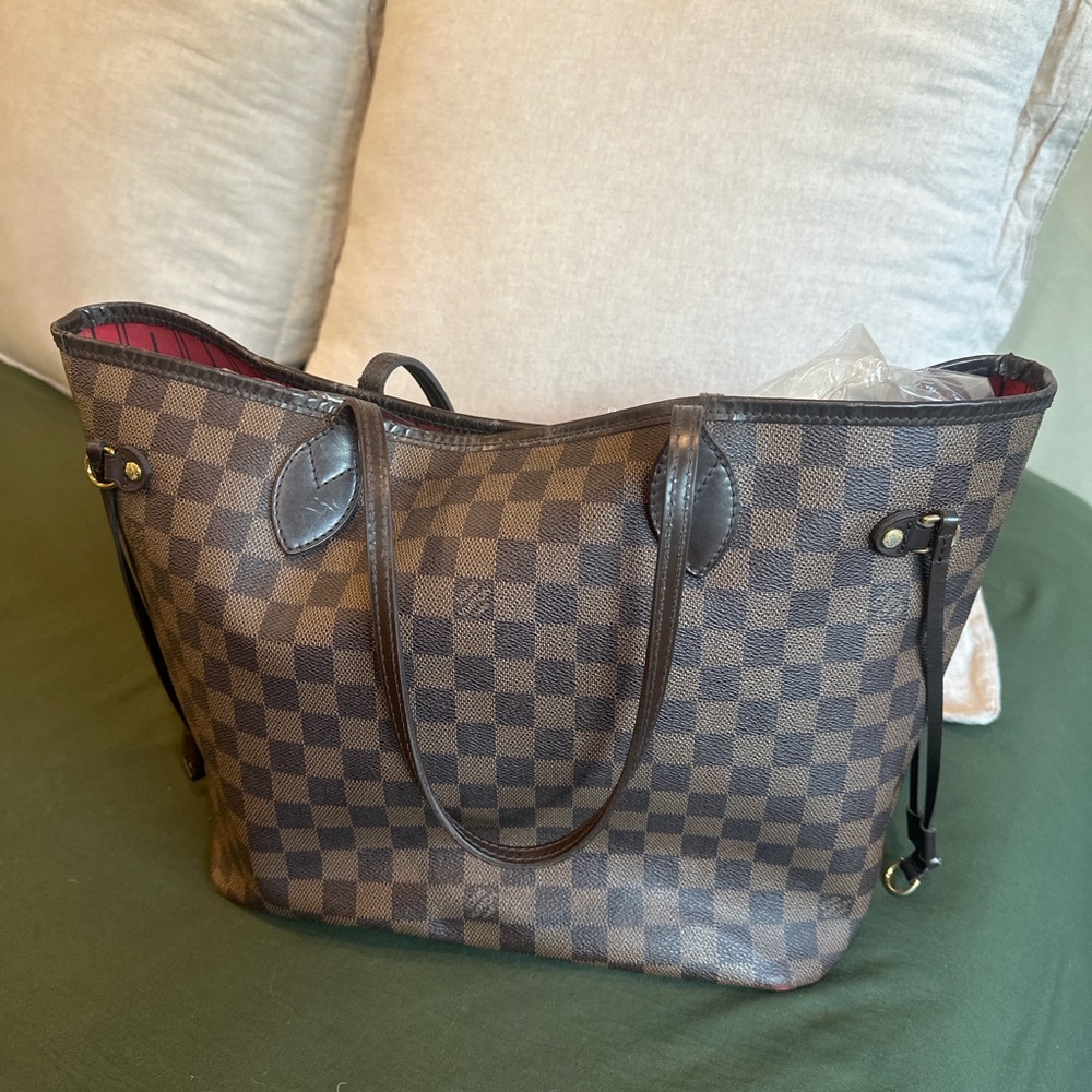 Louis Vuitton Neverfull MM Damier Ebene Tote Bag
